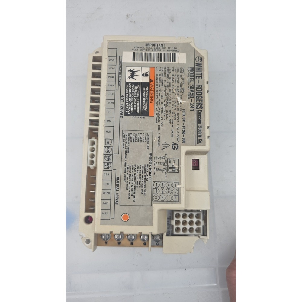 50A50-241 031-01266-000 156-2936C  OEM control board York Furnace see photo